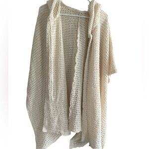 Elegant Cream Women's Sweater